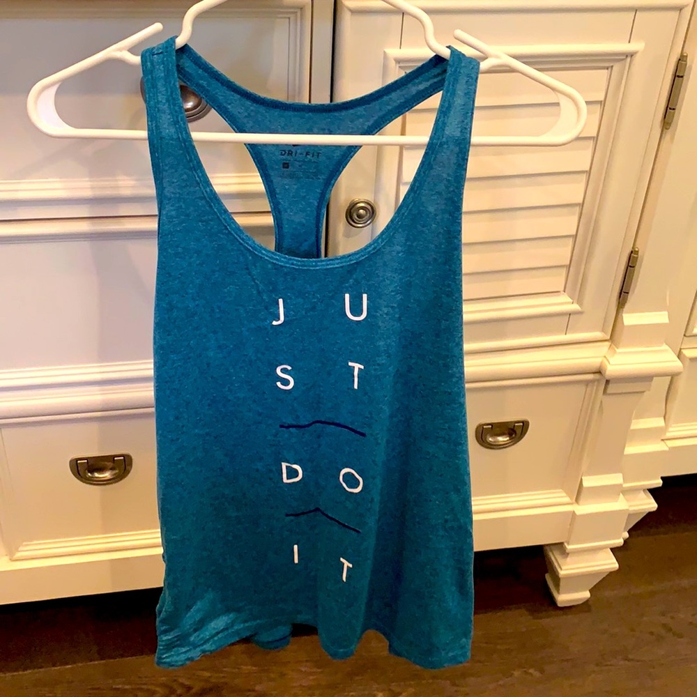 Nike athletic top